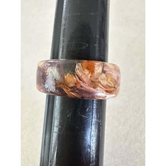 Vintage clear resin lucite preserved real genuine pink purple flowers ring 6.5 - Picture 6 of 7